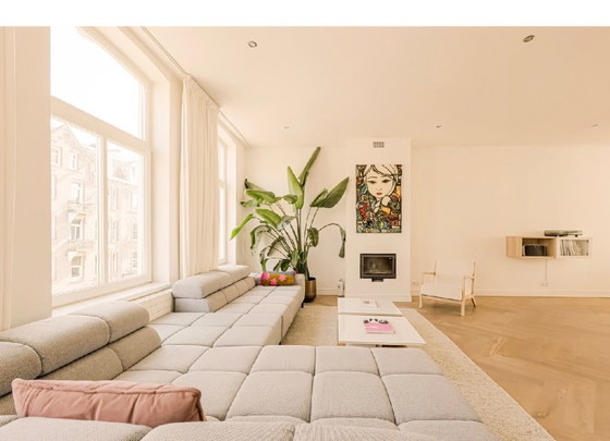 Image 1 of Montèl paisaje gris + verde menta (hocker)