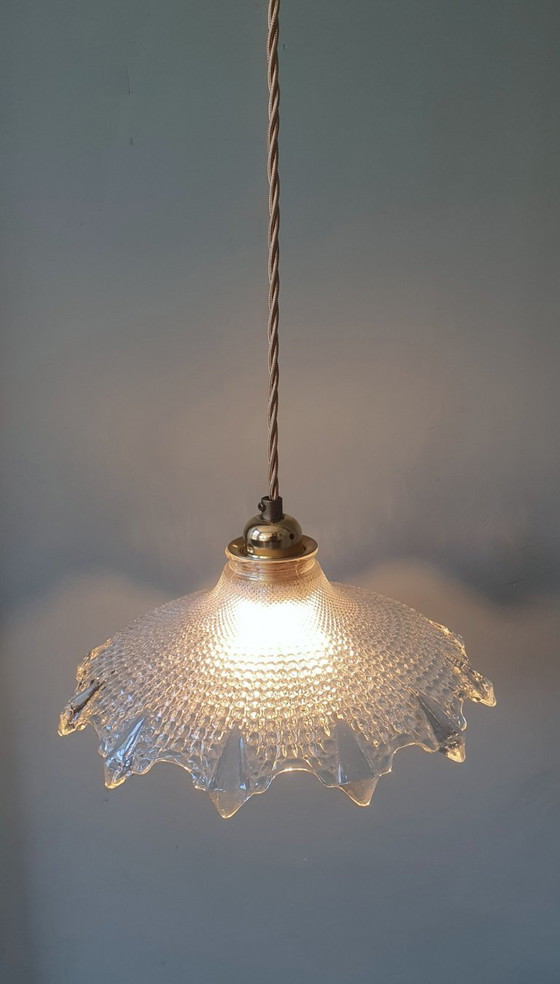 Image 1 of Lámpara colgante Holophane, Art Déco, Antigua. Cristal fundido.