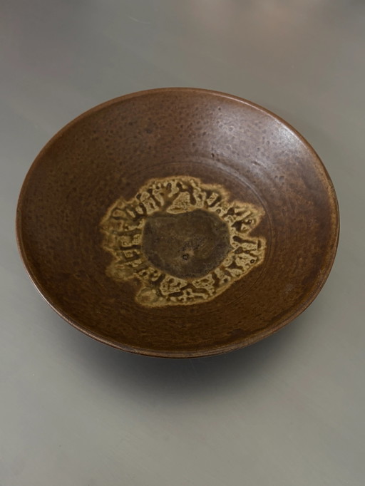 Vintage handmade ceramic bowl by Arnold Schlader