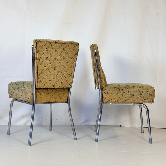 Image 1 of Bauhaus stalen stoel van buizen door József Peresztegi, 1960