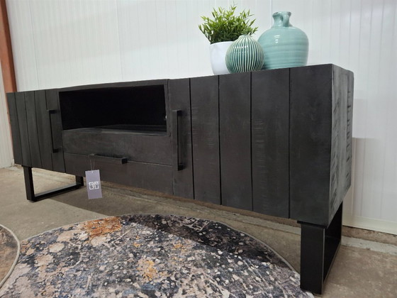 Image 1 of Mueble de TV de madera de mango con base de metal, nuevo