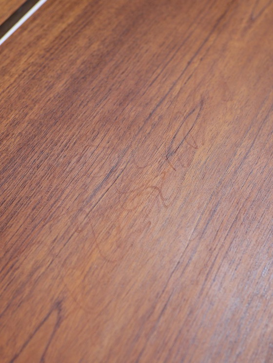 Image 1 of Uitschuifbare eettafel teak Deens vintage rond ovaal