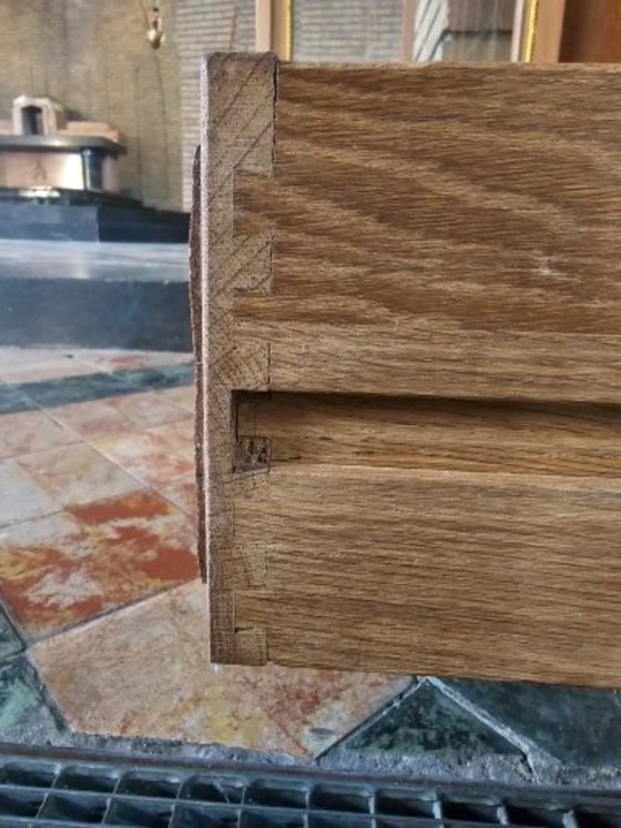 Image 1 of Vitrine d'église provenant de l'église historique de Schulen – chêne massif – pièce patrimoniale unique (vers 1960)