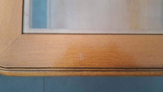 Image 1 of Set van 2 Klassieke Italiaanse Bijzettafels / Salontafels (60x60 cm) – Hout & Glas