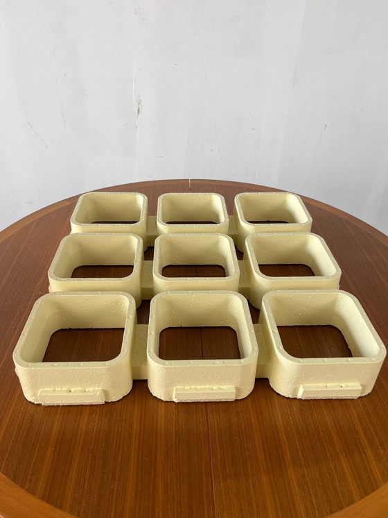 Image 1 of Elemento a parete per scaffalature anni '70 in gesso