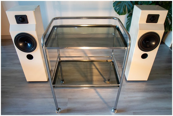 Image 1 of Tavolino/tavolino di servizio, anni '70, cromo e vetro fumé