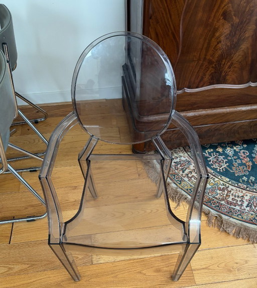 Kartell Louis Ghost Stoel Fumé (Fumo)