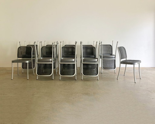 20x Chaises design De Padova par Vico Magistretti