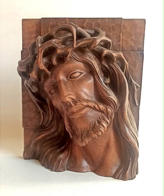 Bas relief tête de Christ couronné d'épines Hauteur 23,2 cm – Sculptures, Wood (photo 6 of 14)
