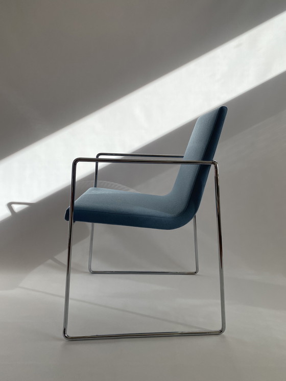 Image 1 of 4x Andreu World linear comfort stoel