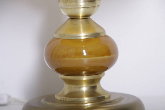 Image 1 of Lampe en laiton, céramique, abat-jour en verre crème doré, années 1970, J Vintage