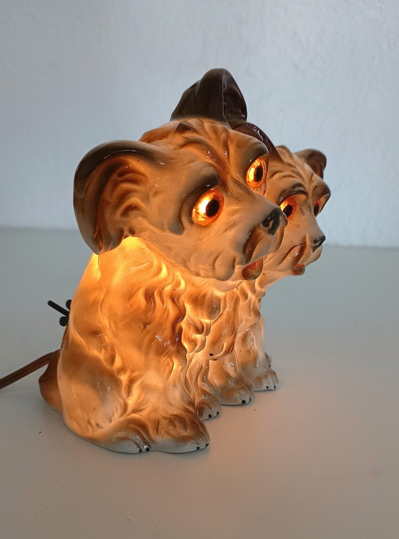 Image 1 of Lampada a forma di cane in porcellana anni '50