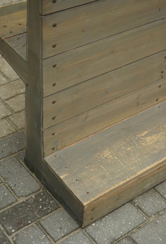 Image 1 of Große Kirchenbank von Dom Hans van der Laan, 1964