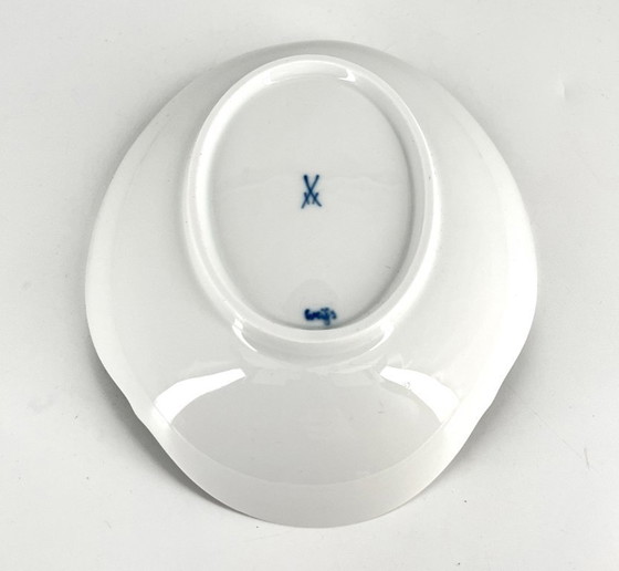 Image 1 of Elegante Meissen Porzellan Schale – Design Ludwig Zepner – Weißware in OVP