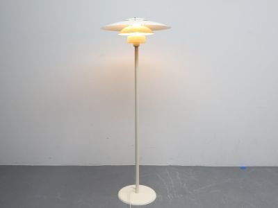 Lampada da terra vintage / Metallo / bianca / Design light Denmark modello Eminent – Lampade da terra (photo 5 of 5)