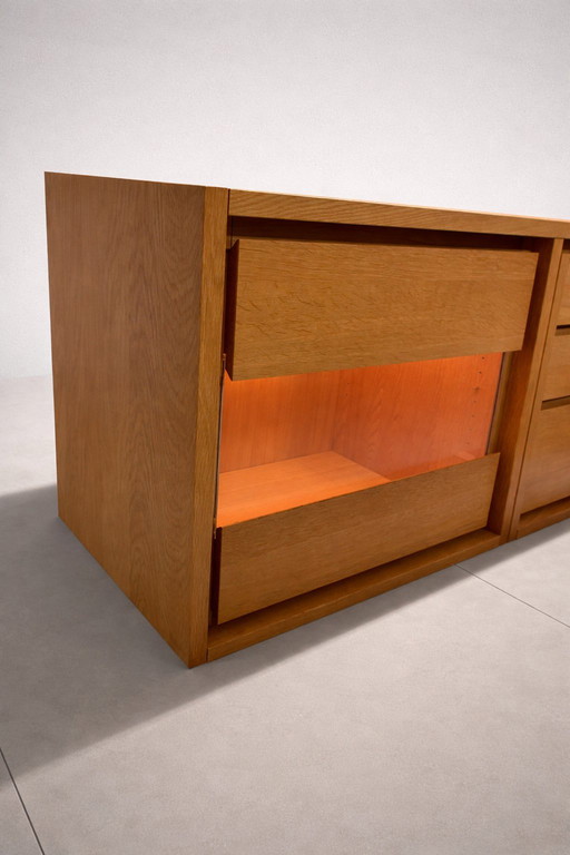 Buffet modulaire en chêne avec éclairage intégré