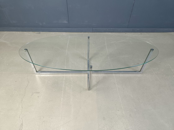 Image 1 of Grande table basse ovale en verre et chrome, 1970