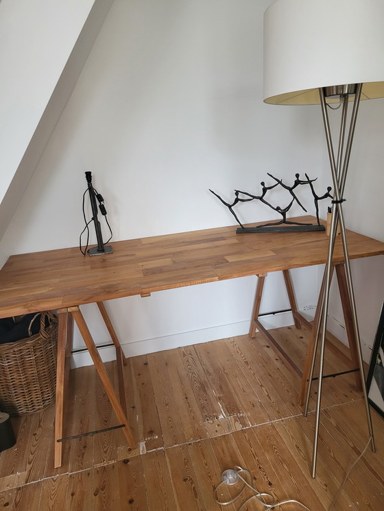 Image 1 of Table in wood