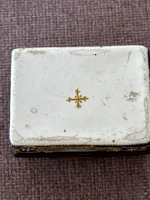 Caja de rapé esmaltada