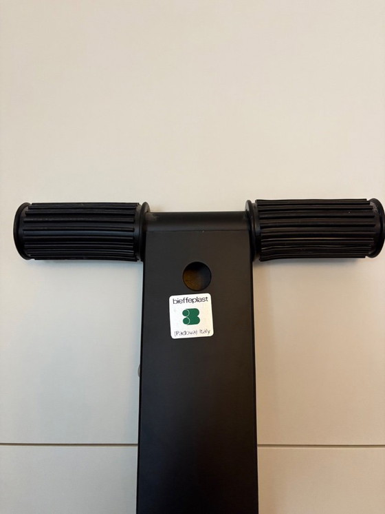 Image 1 of Scaffale Graffiti di Rodney Kinsman per Bieffeplast