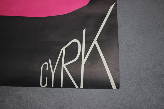 Image 1 of Grabado de mediados de siglo de una trapecista circense, de Janowski Witold, 1975