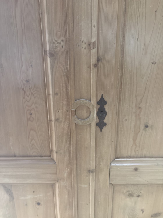 Image 1 of Grenen kast