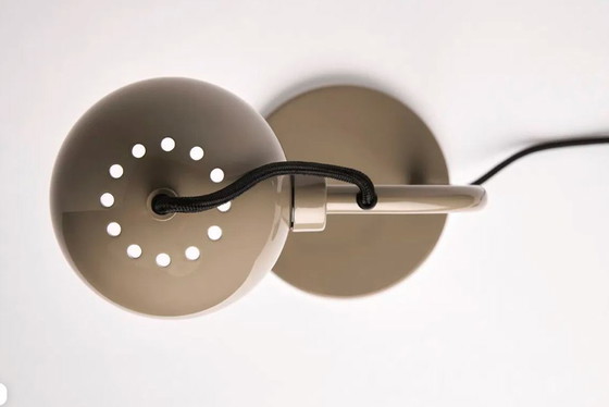 Image 1 of Design tafellamp Frandsen Ball - Glanzend Warm Grijs