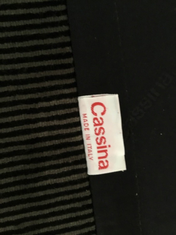 Cassina 2,5-Sitzer Stoffsofa – Textile (photo 5 of 5)