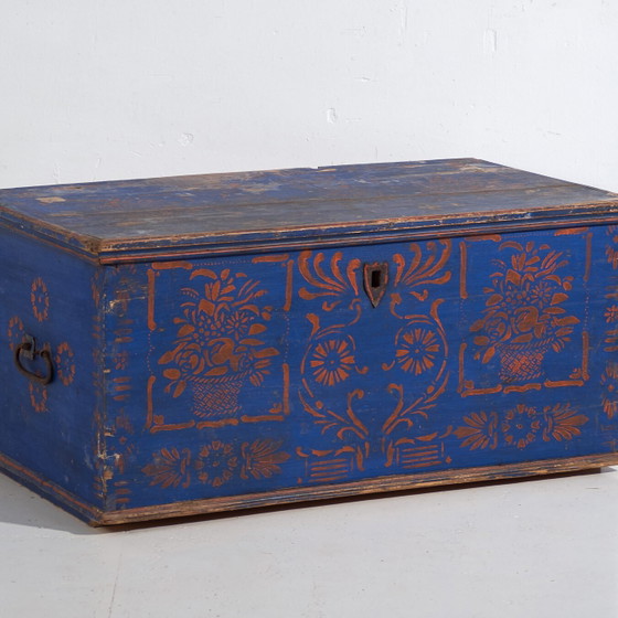 Antique Blue Painted Wooden Chest – Folk Art Blanket Chest – Central Europe c.1900 – Chest of drawers (photo 4 of 40)