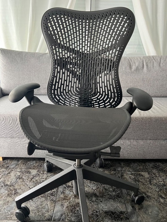 Image 1 of Sedia Herman Miller Mirra 2 / Sedia da ufficio