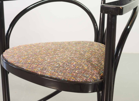 Juego de 4 sillas de comedor triangulares Thonet de diseño de mediados de siglo (modelo 87) lacadas en (photo 13 of 24)