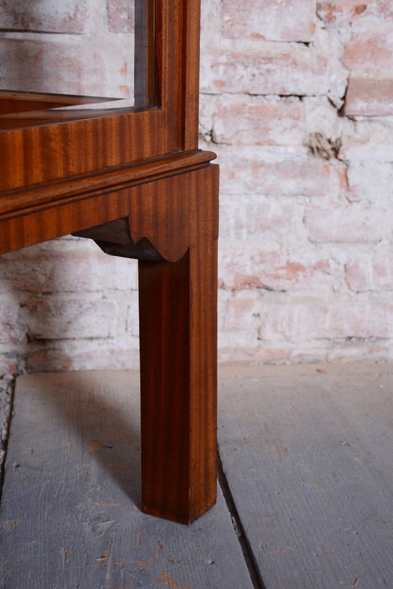 Gerestaureerde art-deco vitrinekast, mahoniehout en glas, gepolijst, Tsjechisch, jaren 1930 – Vitrinekasten (photo 12 of 22)