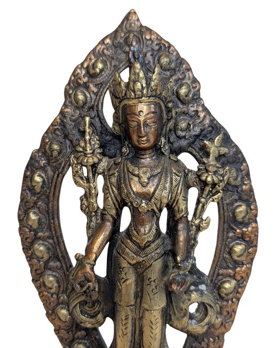 Tara de pie – estatua de bronce dorado al fuego, Tíbet o Nepal, ca. siglos XVIII-XIX – Esculturas, Bronze (photo 8 of 9)