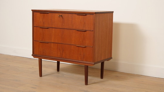 Image 1 of Vintage Deense ladekast | Teak | 3 lades