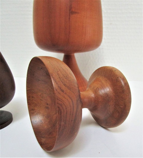 Image 1 of cinque bicchieri vintage in legno tornito