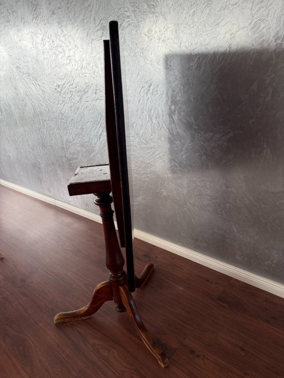 Image 1 of 1 Table à manger anglaise ancienne