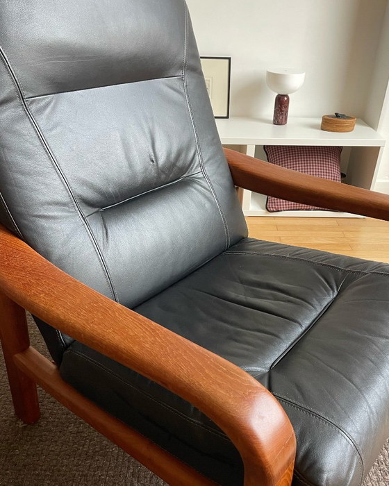 Vintage KOMFORT Fauteuil uit het midden van de 20e eeuw – Wood, Leather (photo 3 of 8)