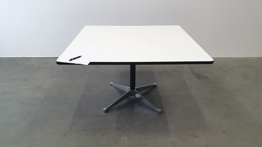 Eames Vitra Herman Miller table