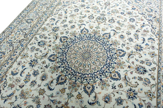 Image 1 of Tappeto orientale in sughero Kashan annodato a mano – 354 x 241 cm – Fine ed elegante – Pelo in lana di sughero