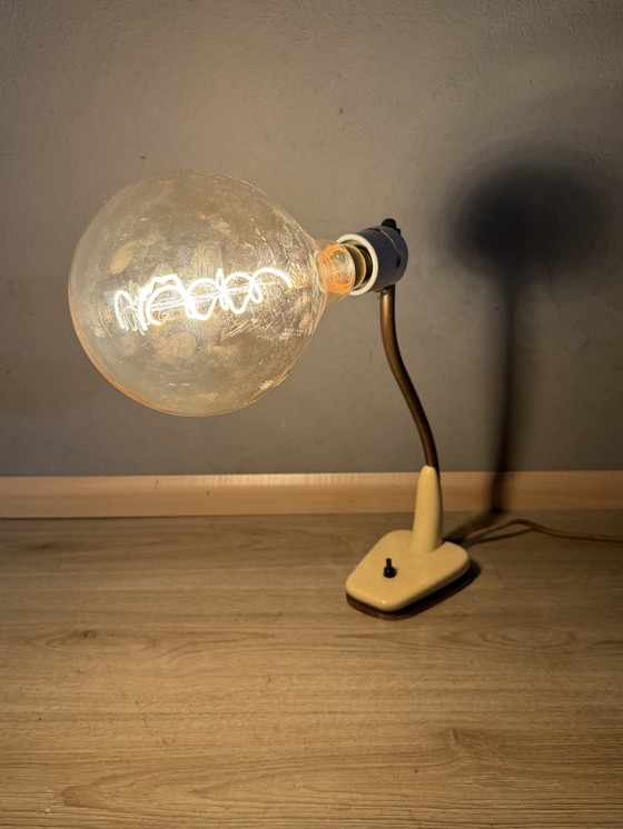 Image 1 of Vintage tafellamp met messing arm