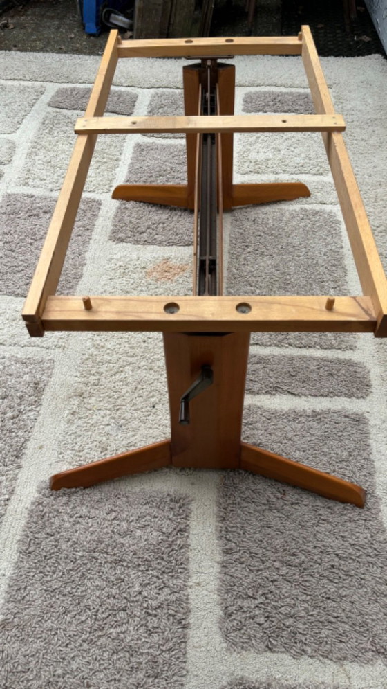 Image 1 of Mid-century salontafel in hoogte verstelbaar en uitschuifbaar