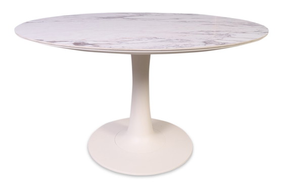 Image 1 of Leolux Columna dining table