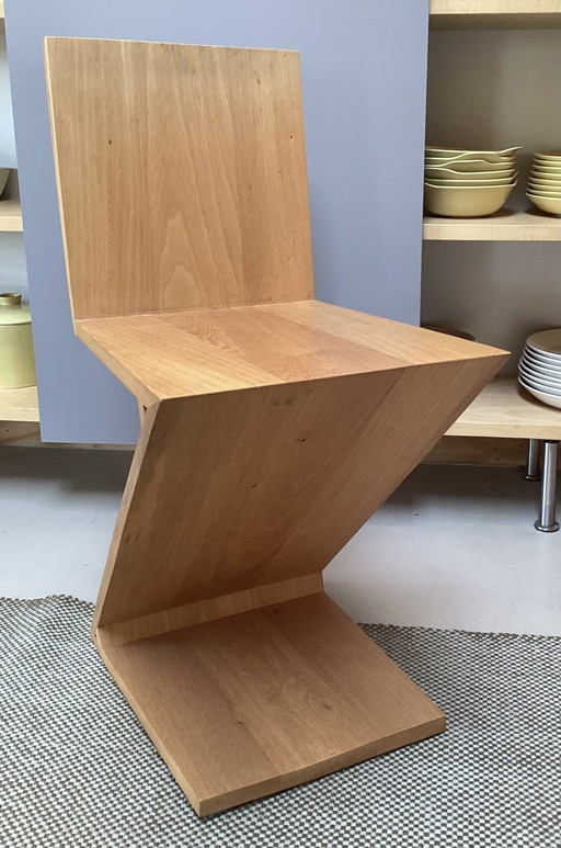 2 x Zigzag Chair By Gerrit Rietveld