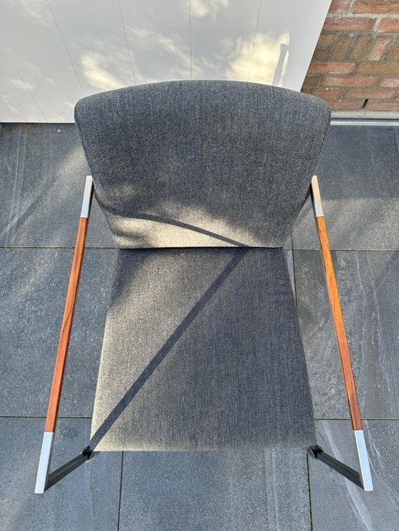 Image 1 of Bert Plantagie Hidden – opgeknapte design eetkamer- en salonset (noten + RVS)