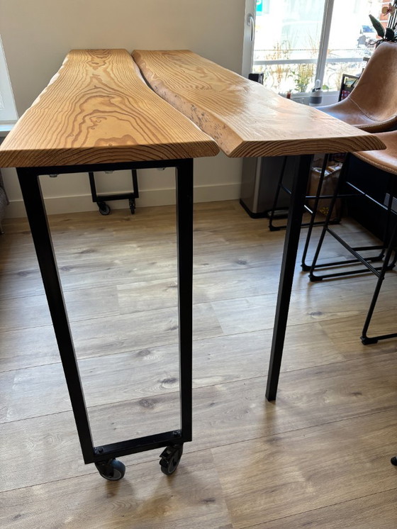 Image 1 of Op maat gemaakte opvouwbare houten bartafel op wielen