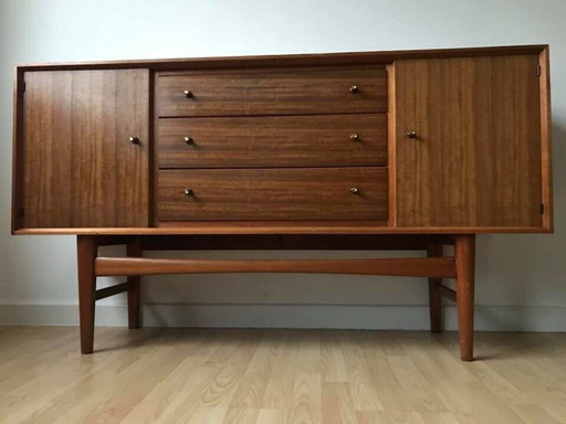 Buffet bas en teck Mid-Century de Gordon Russell of Broadway, années 1950