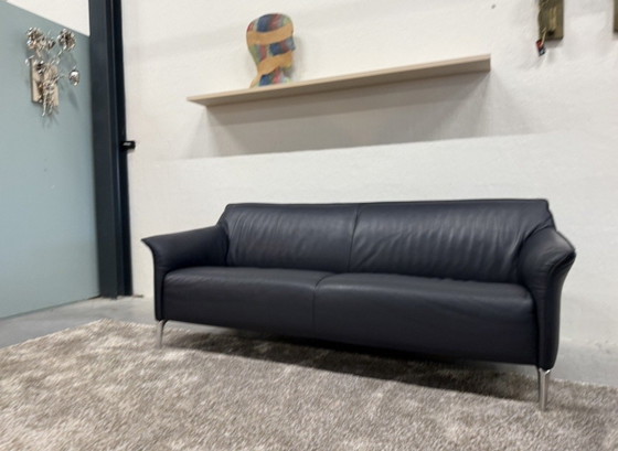 Image 1 of Leolux Mayon sofa set 3 & 2 seater Blue leather