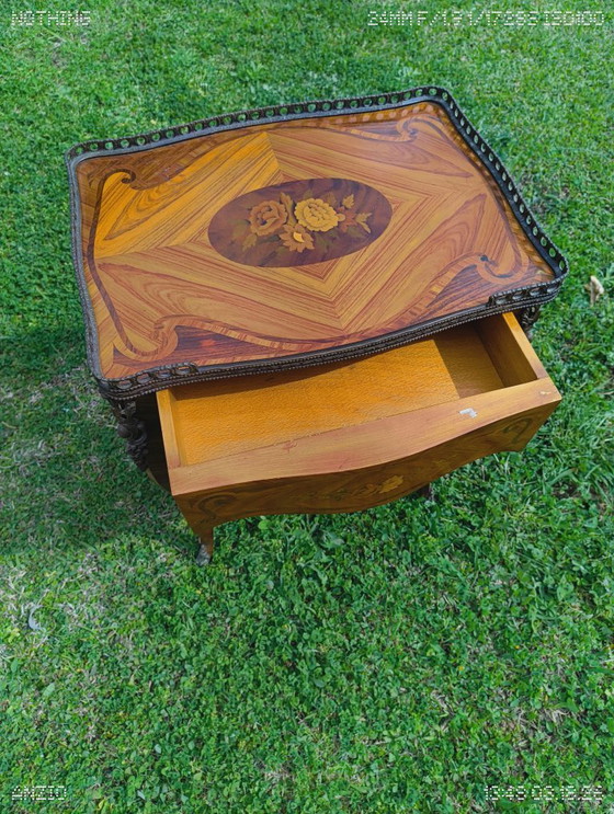 Image 1 of Gabinete francés del siglo XX