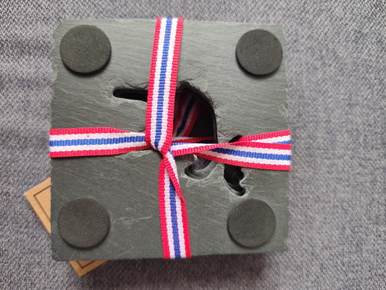 Image 1 of 4 sottobicchieri in ardesia, Norvegia, motivo alce, ritaglio, nuovi nella confezione originale, 10x10cm, Hygge