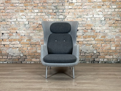 Fritz Hansen Ro Chair